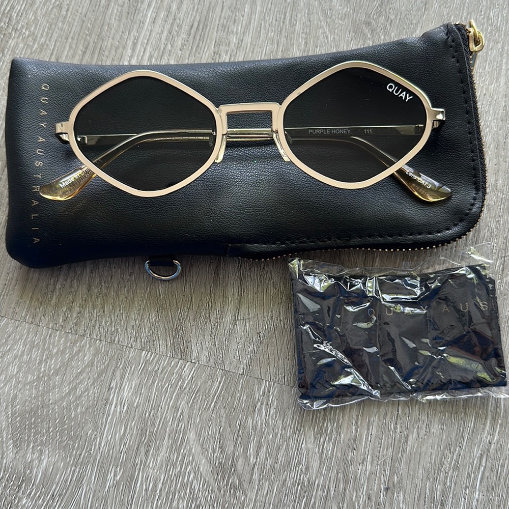 QUAY purple honey sunglasses